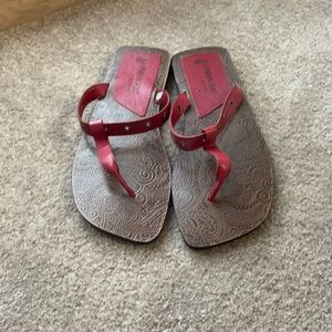 London Fog Sandals